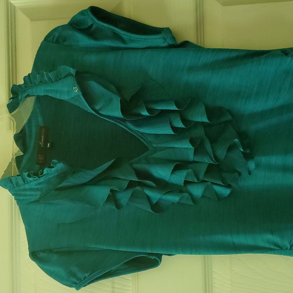 Ruffled front blouse - Picture 2 of 6
